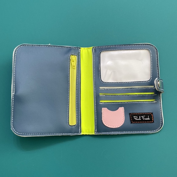 Paul Frank Snap Wallet - Picture 2 of 3